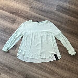 Marc Cain Women’s Business Casual Dress Shirt Tiered Minimalist blouse Size 2